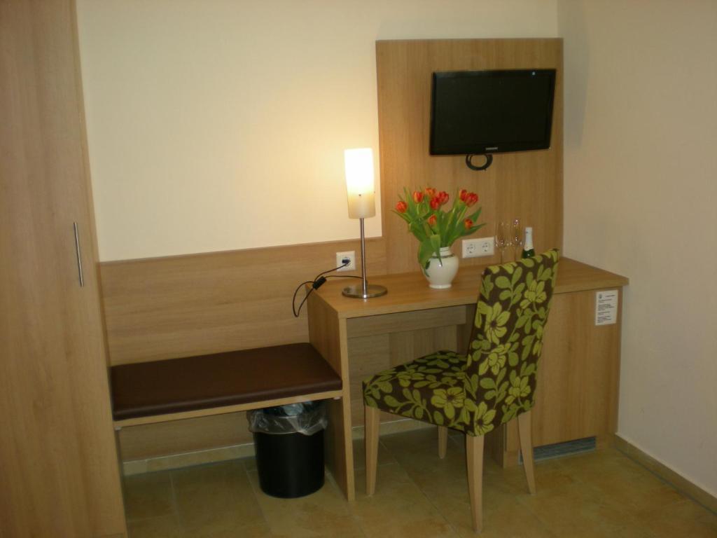 Hotel Goldener Loewe Günzburg Habitación foto